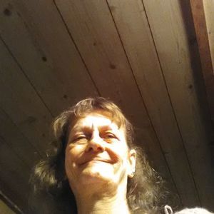 Meet your Posher, Deborah